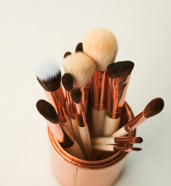 How to Clean Makeup Brushes