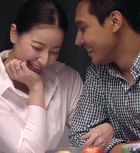 3 Signs You Act Like a Parent in Your Relationship