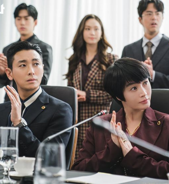 Hyena – Korean Legal Drama on Competitive Lawyers